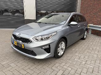 Unfallwagen Kia Ceed 1.0 T-GDI Sportswagon NAVI / CAMRA / CLIMA / STOELVERW 2019/9
