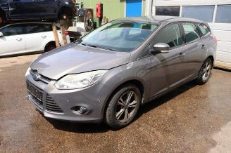 demontáž osobní automobily Ford Focus Focus 3 Wagon, Combi, 2010 / 2020 1.0 Ti-VCT EcoBoost 12V 125 2013/2