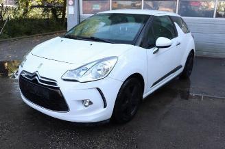 Coche siniestrado Citroën DS3 DS3 (SA), Hatchback, 2009 / 2015 1.2 12V PureTech 82 2014/1