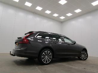 Volvo V-90 2.0 B4 Autom. Hybrid  Momentum Navi picture 2