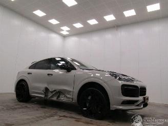 Auto incidentate Porsche Cayenne Coupe 4.0 GTS Techart 2020/9
