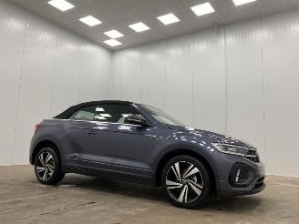 Vaurioauto  passenger cars Volkswagen T-Roc Cabrio 1.5 TSI DSG R-Line Navi Clima 2022/5