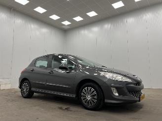 krockskadad bil auto Peugeot 308 1.6 VTi Sublime 5-drs Clima 2010/3