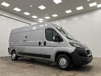 skadebil bedrijf Peugeot Boxer 35 2.2 BlueHDI L3H2 Navi Airco 2022/3