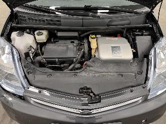 krockskadad bil auto Toyota Prius 1.5 VVT-i Edition Navi Clima 2007/1