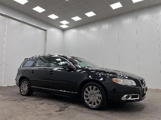 Auto incidentate Volvo V-70 2.0 D3 Autom. Limited Edition Navi Cl;ima 2011/10