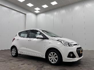Voiture accidenté Hyundai I-10 1.0i Go! 5-drs Navi Airco 2014/6