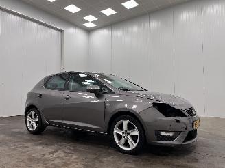 Vaurioauto  passenger cars Seat Ibiza 1.0 TSI Connect 5-drs Navi Clima 2015/10