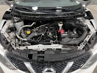 Nissan Qashqai 1.2 Edition Panoramadak Navi Clima picture 16