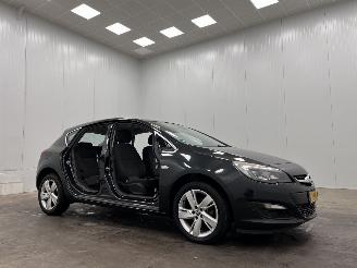 Schadeauto Opel Astra 1.4 Turbo Edition 5-drs Airco 2013/9