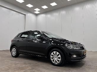 Schadeauto Volkswagen Polo 1.0 MPI Comfortline 5-drs Airco 2018/11