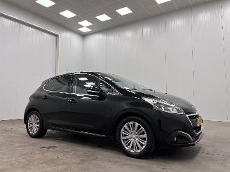 Unfallwagen Peugeot 208 1.2 PureTech Allure 5-drs Navi Clima 2019/8