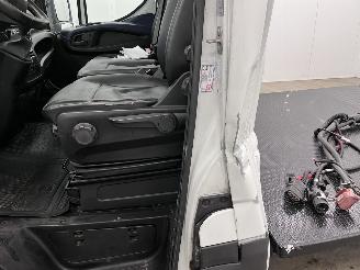 Iveco Daily 40-180 Hi-Matic BE-Trekker Navi Clima picture 20