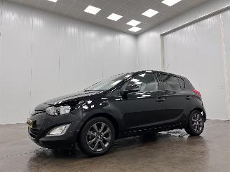 Hyundai I-20 1.2i Go! Plus Airco picture 4