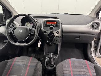 Peugeot 108 1.0 e-VTi Active Airco picture 11