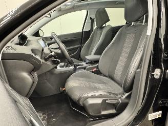 Peugeot 308 1.2 Executive Panoramadak Navi Clima picture 9