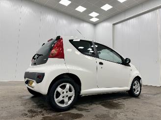 Peugeot 107 1.0 XR Airco picture 2