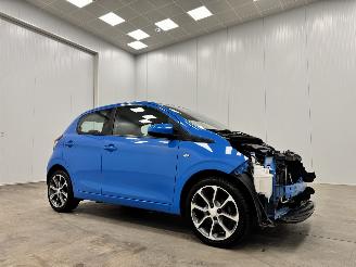 Vaurioauto  passenger cars Peugeot 108 1.0 e-VTi Active 5-drs Airco 2016/4