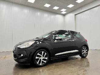 Citroën DS3 1.6 e-HDi So Chic Clima picture 4