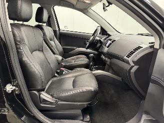 Mitsubishi Outlander 2.0 Edition One Navi  Clima picture 9