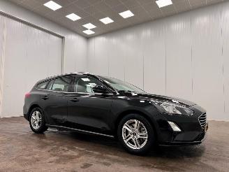 Schadeauto Ford Focus Wagon 1.0 EcoBoost Titanium Navi Clima 2019/9
