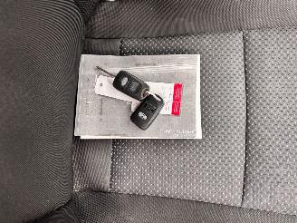 Hyundai I-30 1.4 i-Motion Business Airco picture 12