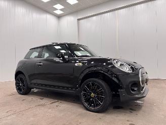 uszkodzony samochody osobowe Mini Cooper SE Electric 135kw Panoramadak Navi Clima 2020/7