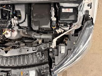 Opel Crossland 1.2 Edition Navi Airco picture 18