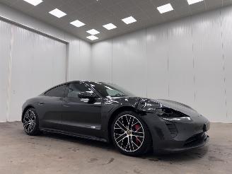 Schadeauto Porsche Taycan GTS Panoramadak Performance Plus 2022/11