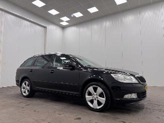 Schadeauto Skoda Octavia 1.2 TSI DSG Navi Clima 2012/2