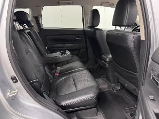 Mitsubishi Outlander 2.0 PHEV 4WD Edition X-Line Navi Clima picture 10