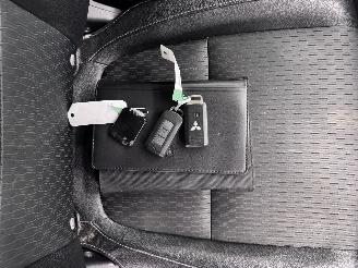 Mitsubishi Outlander 2.0 PHEV 4WD Edition X-Line Navi Clima picture 15