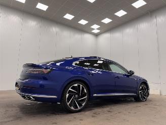 Volkswagen Arteon 2.0 TSI R-Line Business+ Panoramadak Navi Clima picture 2