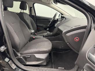 Ford Focus Wagon 1.5 Titanium Edition Navi Clima picture 9