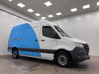 dommages fourgonnettes/vécules utilitaires Mercedes Sprinter 311 CDI L2H2 Clima 2021/4
