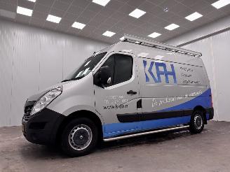 Renault Master 35 2.3 dCi L2H2 Airco picture 4