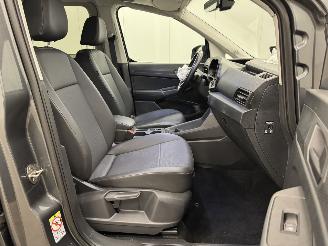 Volkswagen Caddy Maxi 2.0 TDI DSG DC Navi Clima picture 10