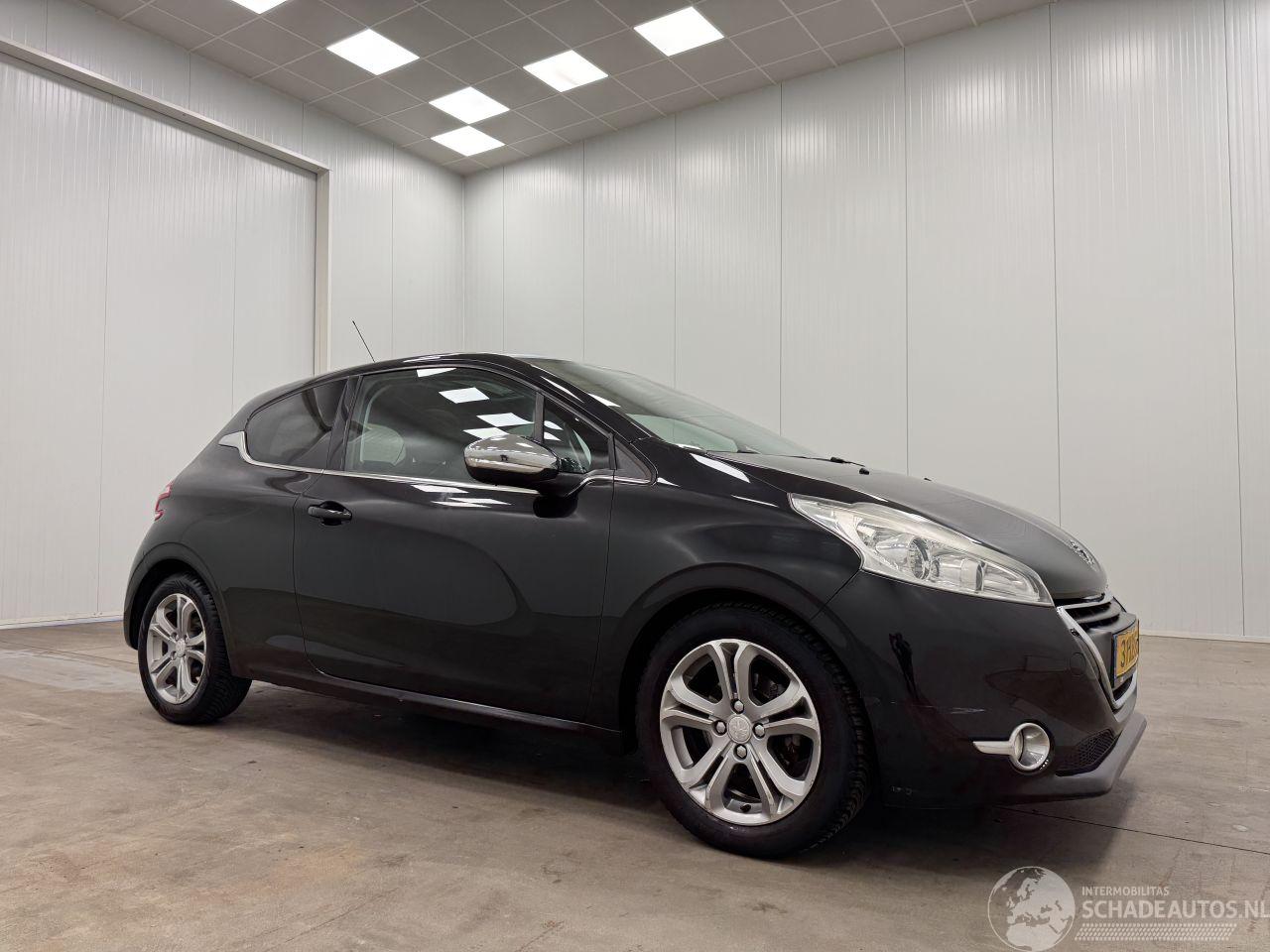 Peugeot 208 1.4 VTi Allure Panoramadak Clima