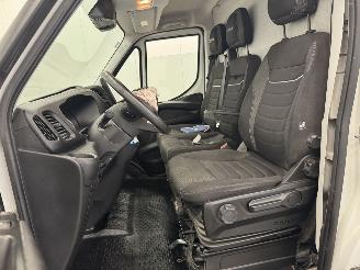 Iveco Daily 35-180 Hi-Matic 3.0 L2H2 Navi Clima picture 9