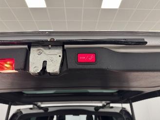 Mercedes V-klasse 300d Autom. 4Matic AMG DC Panoramadak Navi Clima picture 16