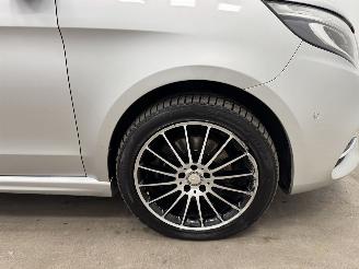 Mercedes V-klasse 300d Autom. 4Matic AMG DC Panoramadak Navi Clima picture 20