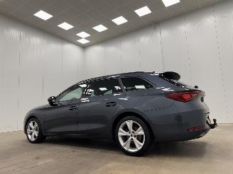 Seat Leon SportsTourer 1.5 eTSI Autom. FR Intense Navi Clima picture 3