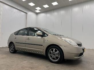 Damaged car Toyota Prius 1.5 VVT-i Hybrid Comfort Clima 2008/9