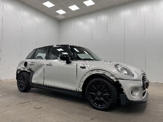  Mini Cooper 1.5i Autom. Cooper Pepper 5-drs Navi Clima 2018/1