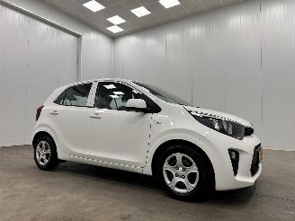 skadebil auto Kia Picanto 1.0 MPi ComfortPlusLine Airco 2020/2