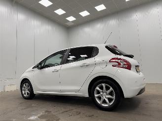 Peugeot 208 1.2 PureTech Style Pack Navi Airco picture 3