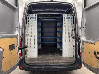 Renault Master 35 2.3 dCi Autom. L3H2 Navi Airco picture 7