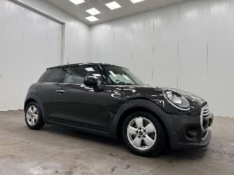 ojeté vozy osobní automobily Mini Cooper 1.5 Cooper Airco 2014/3