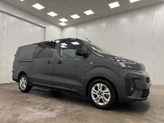 damaged commercial vehicles Opel Vivaro 2.0 CDTI Autom. DC L3 Navi Airco 2025/11
