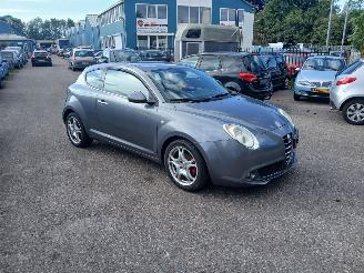 Voiture accidenté Alfa Romeo MiTo MiTo (955) Hatchback 1.4 Turbo 16V (198.A.4000) [88kW 2009/12